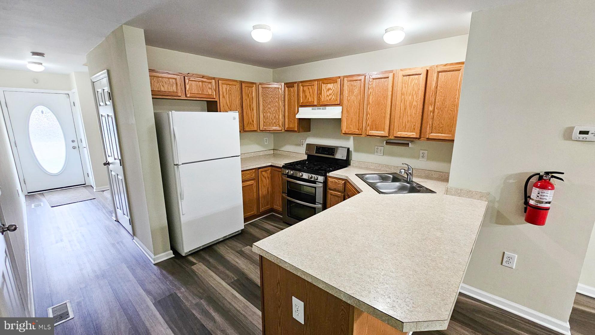 INLET POINT - Residential Lease