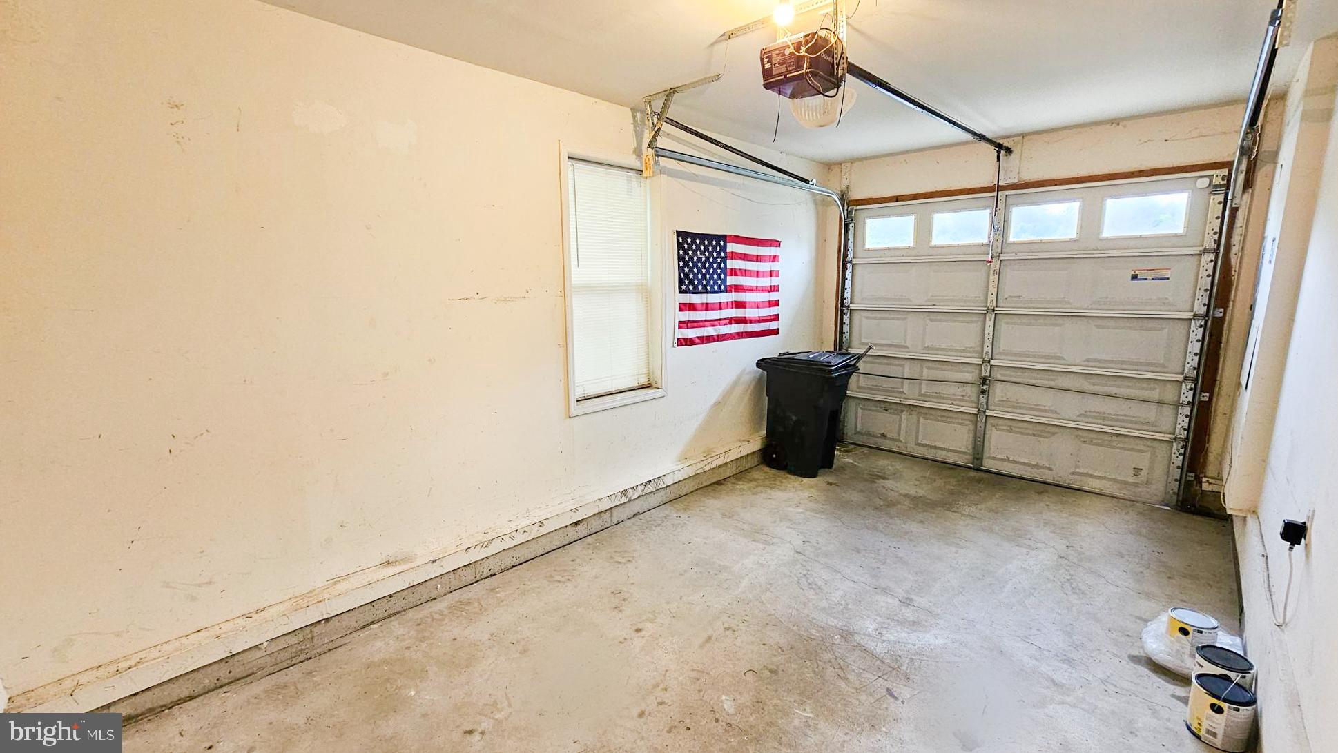 INLET POINT - Residential Lease