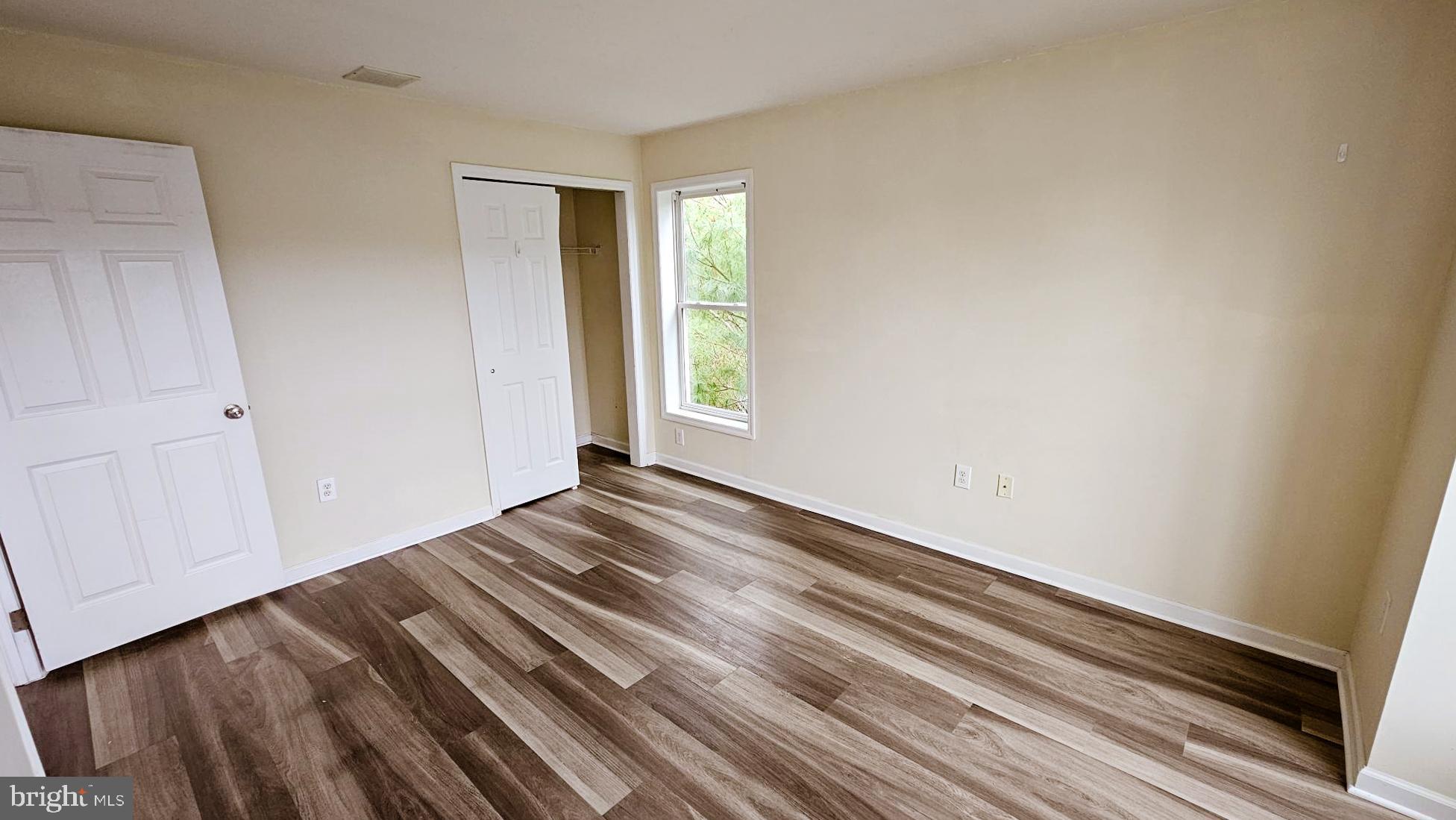 INLET POINT - Residential Lease