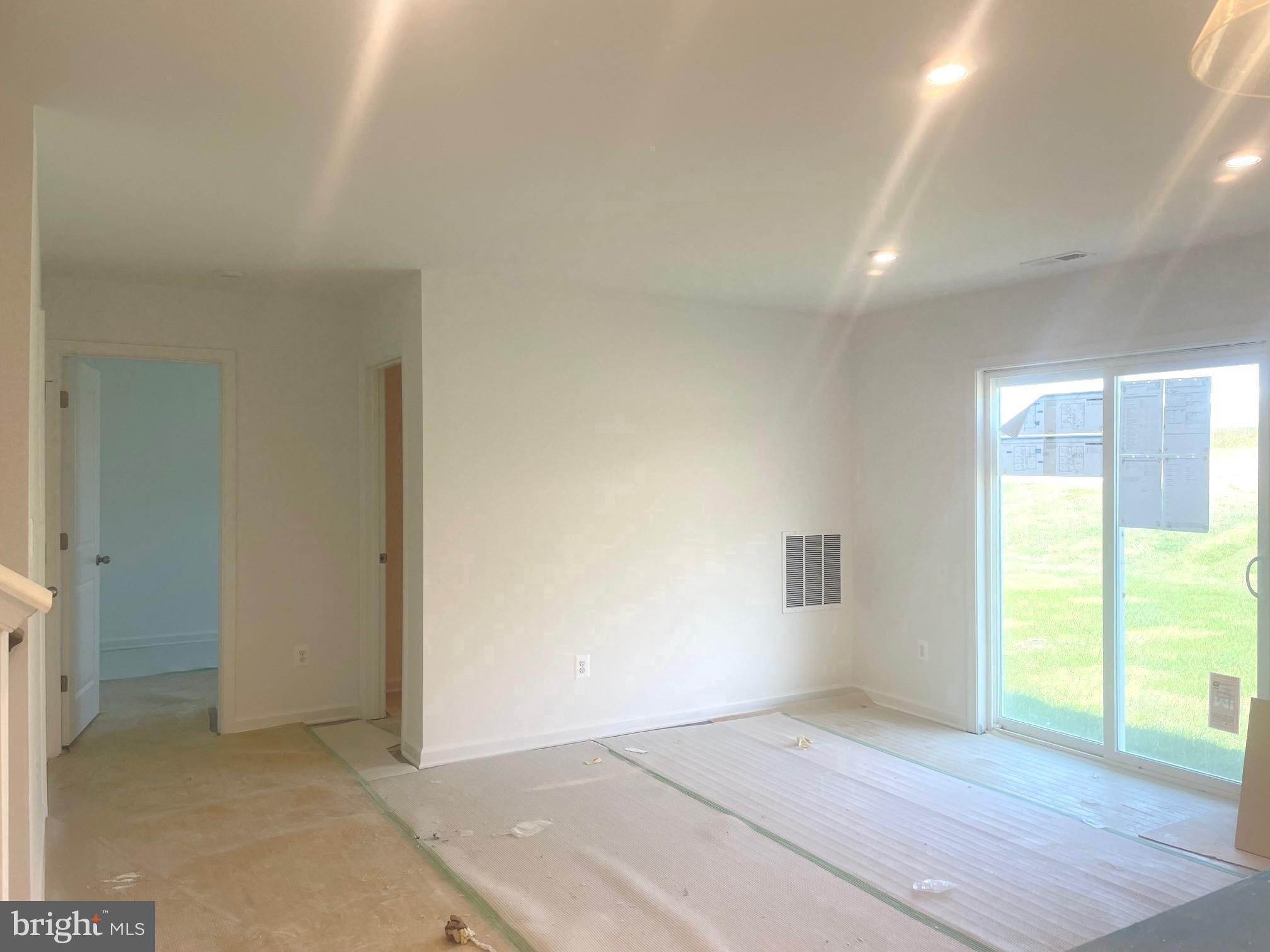 SOUTH BROOK - Residential