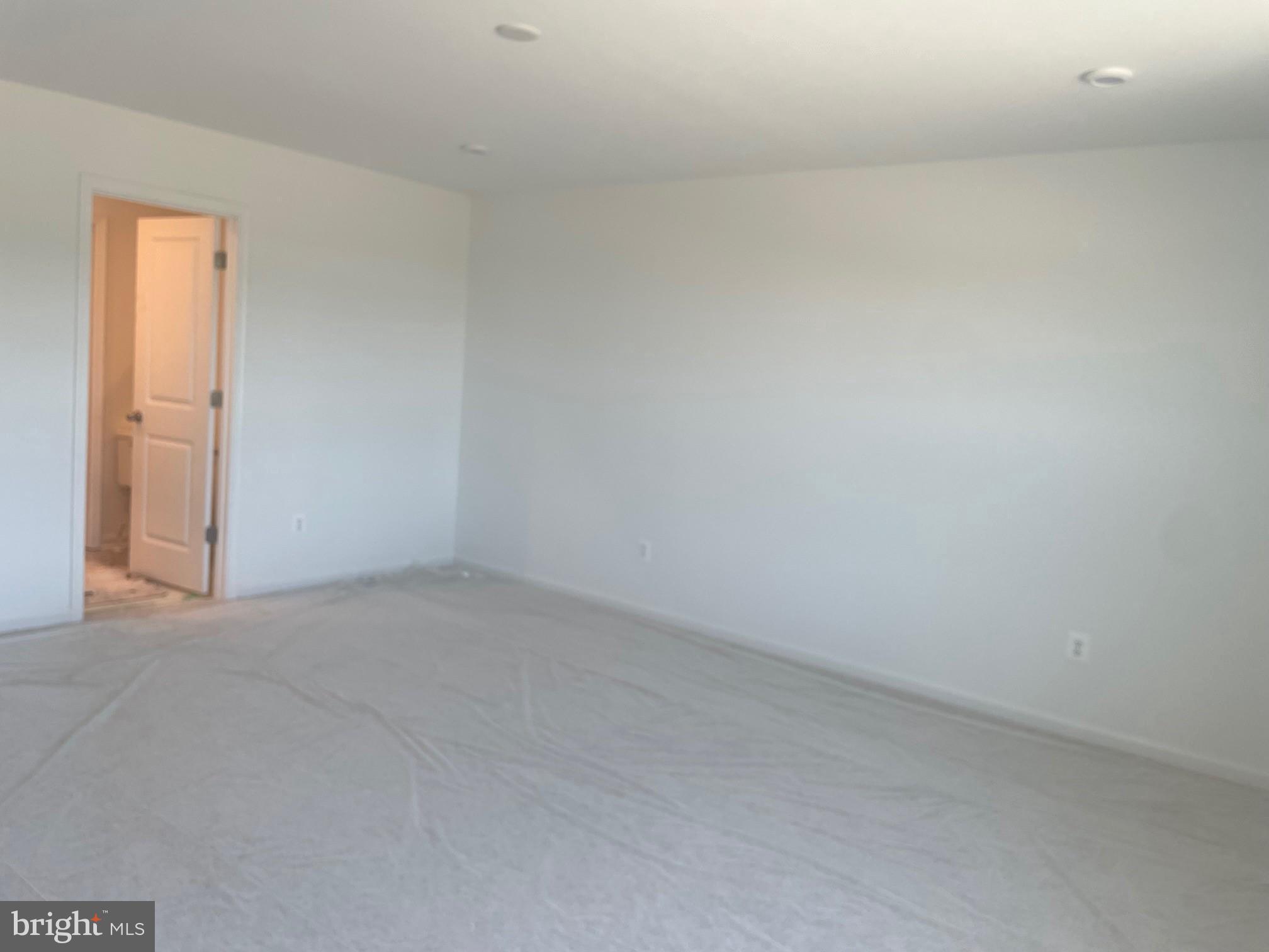 SOUTH BROOK - Residential