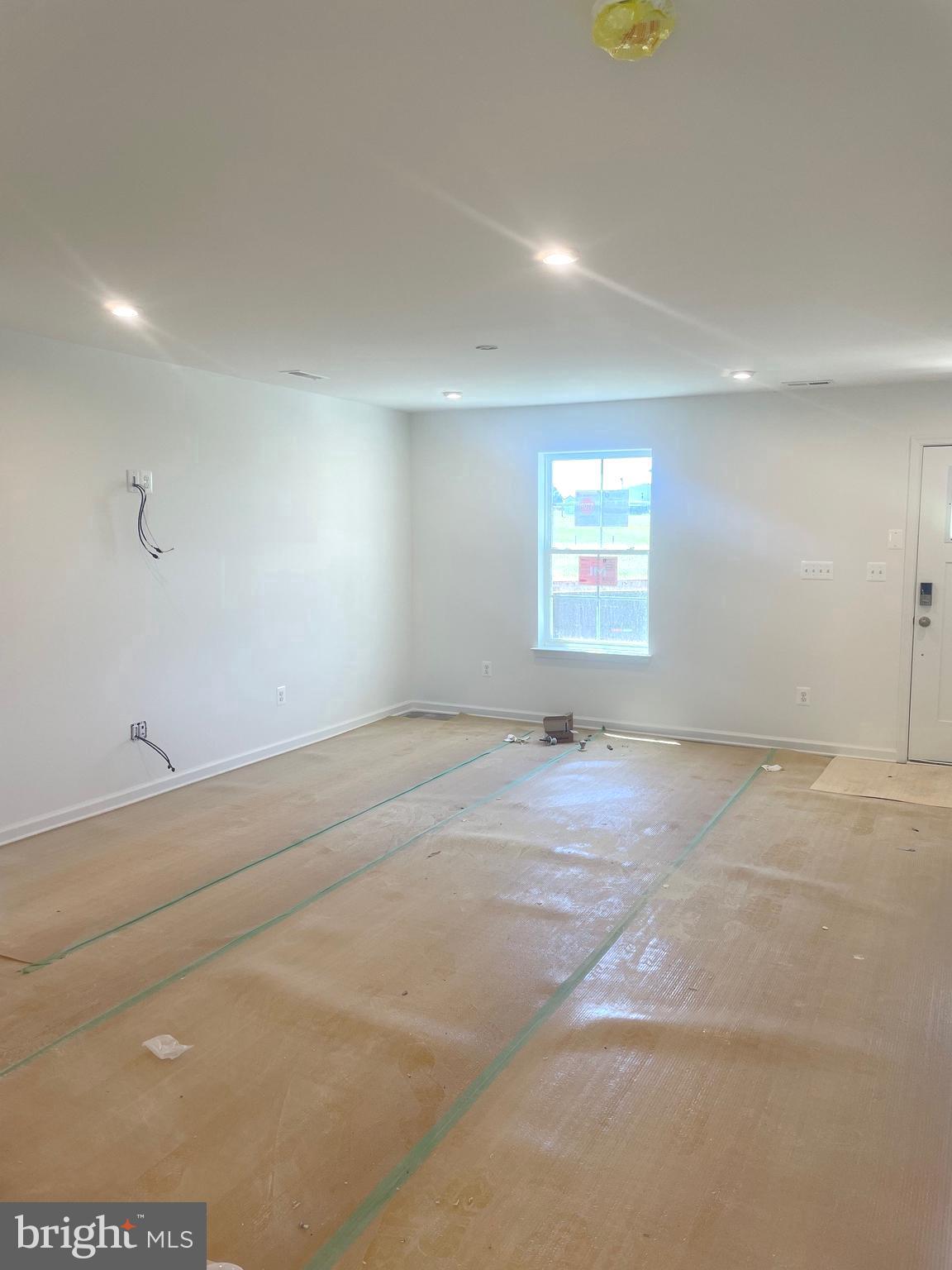 SOUTH BROOK - Residential