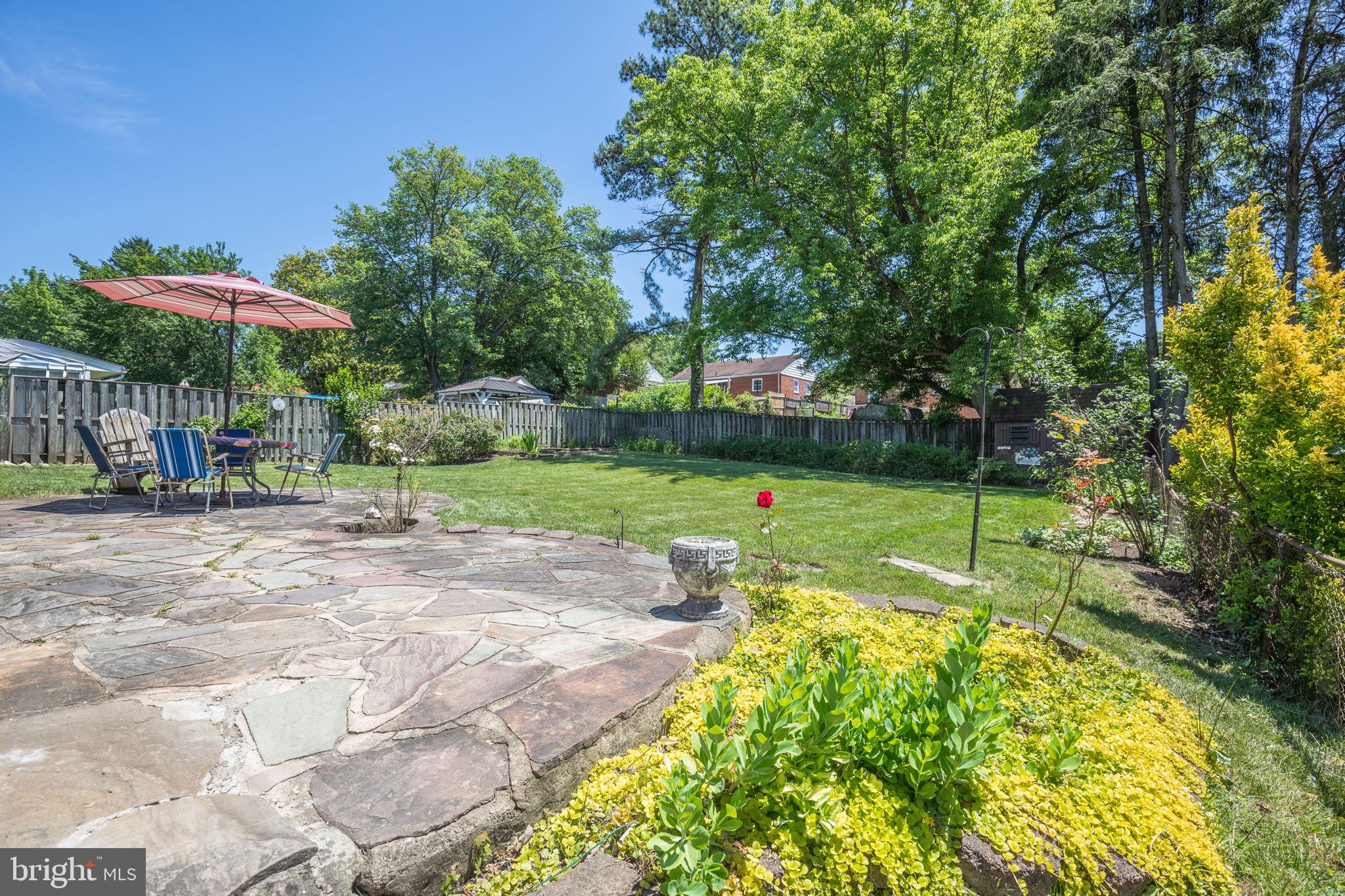 ROBINDALE - Residential