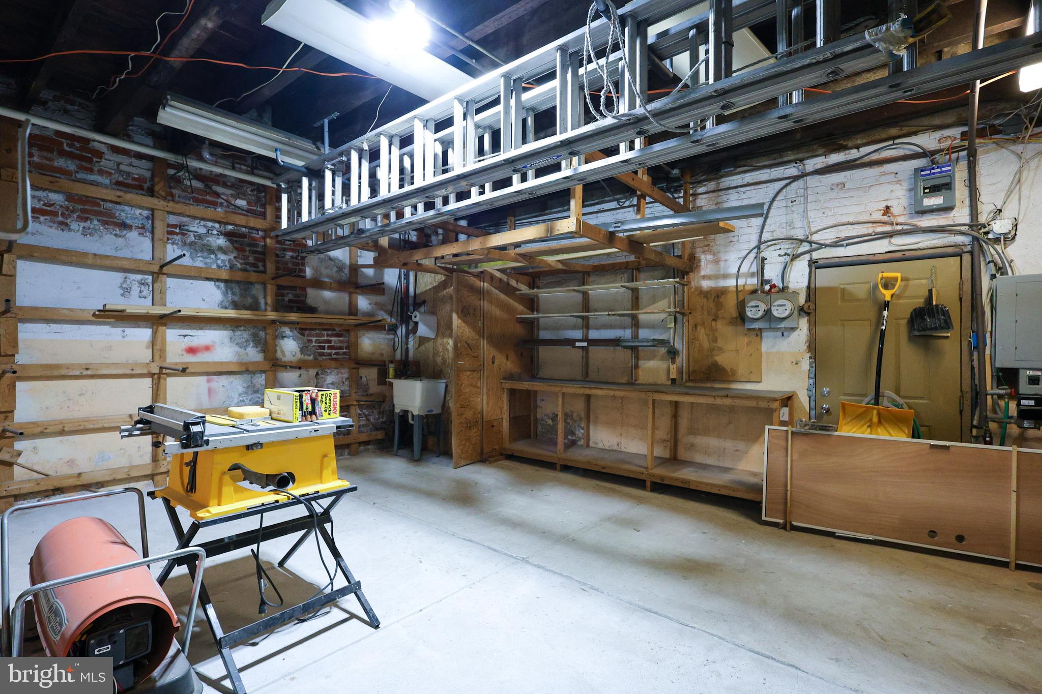 PORT RICHMOND - Residential