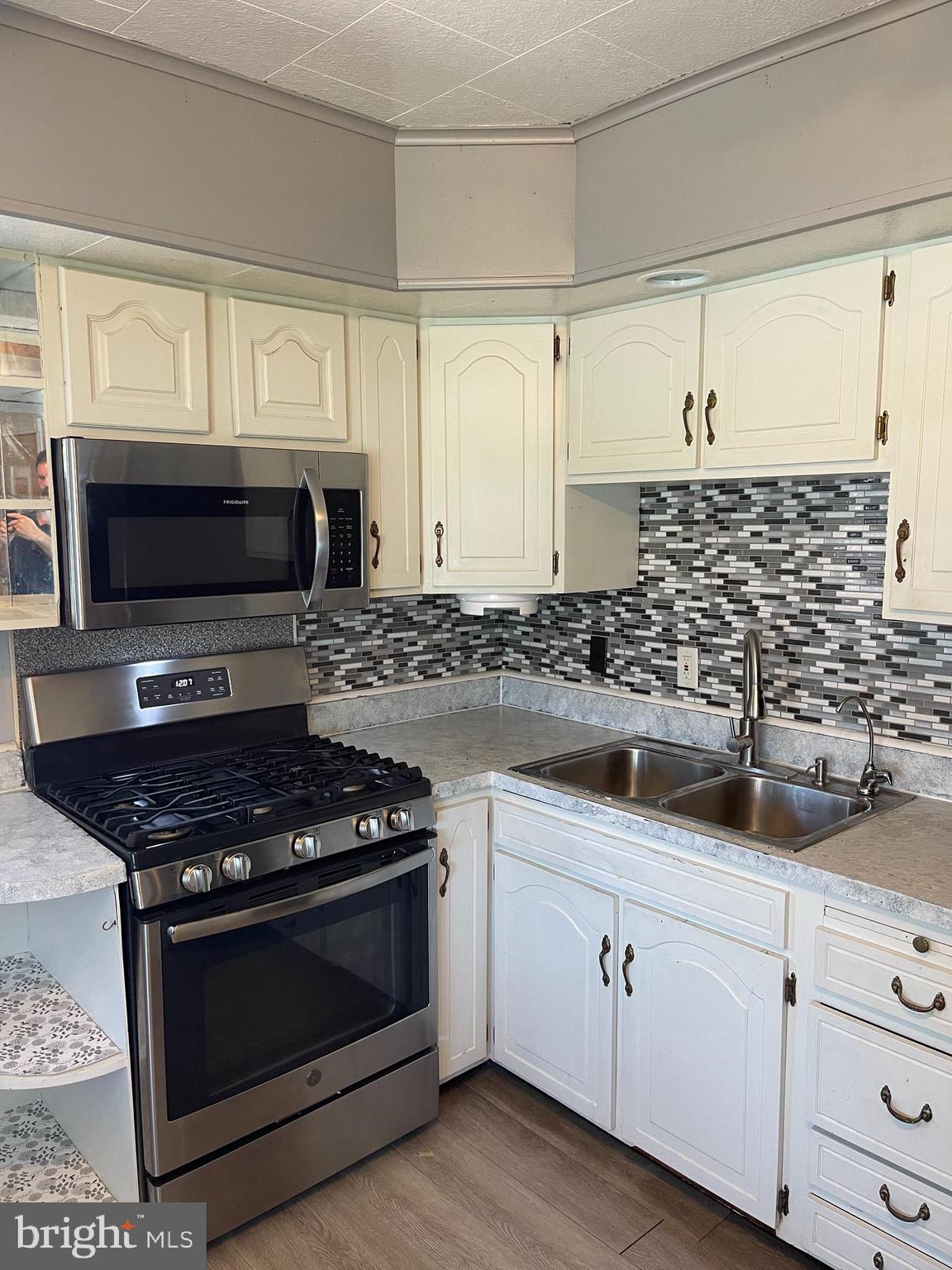 EDGEPOINT - Residential