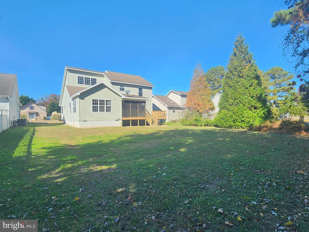 CAPTAIN'S COVE - Residential