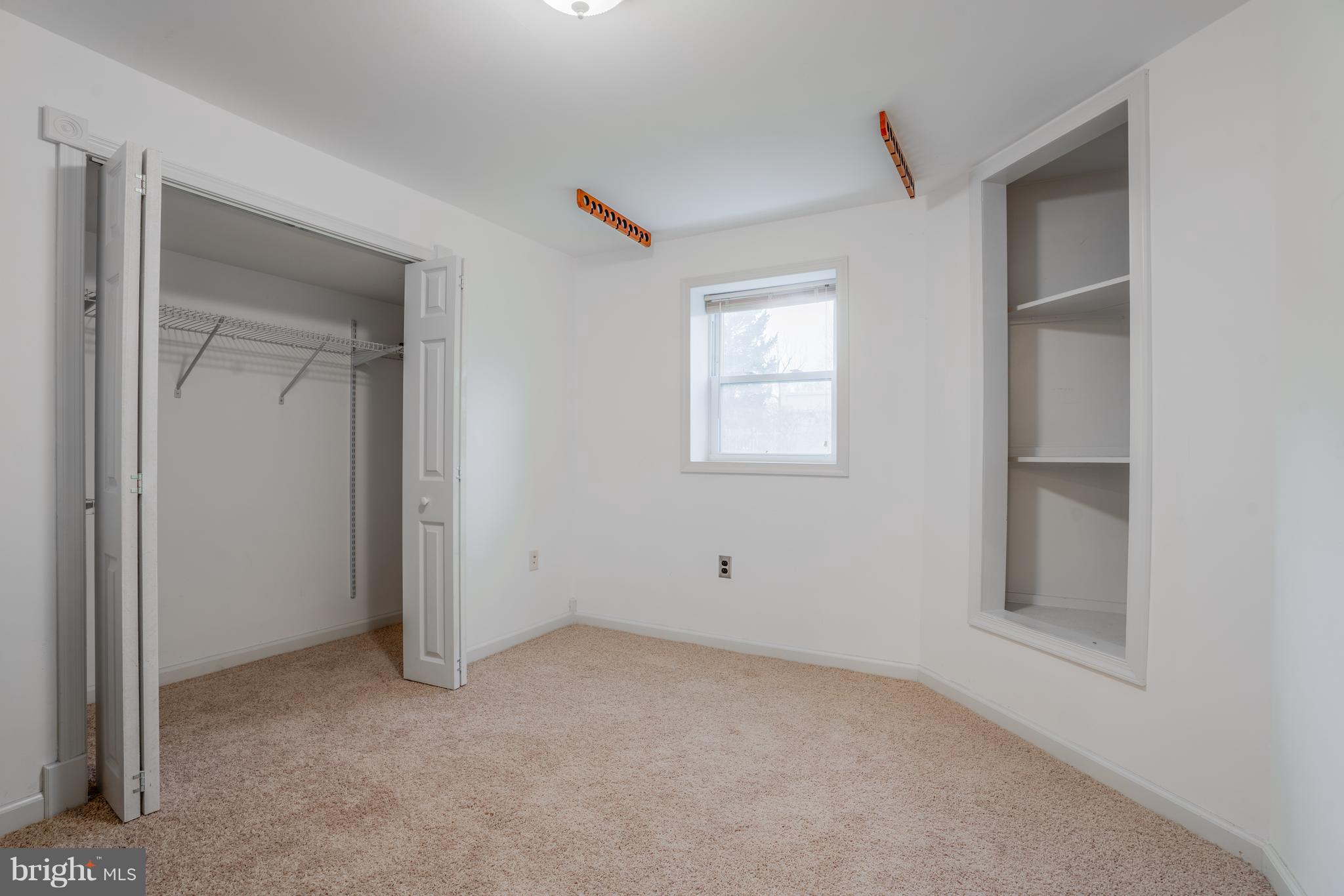 HYDE PARK - Residential