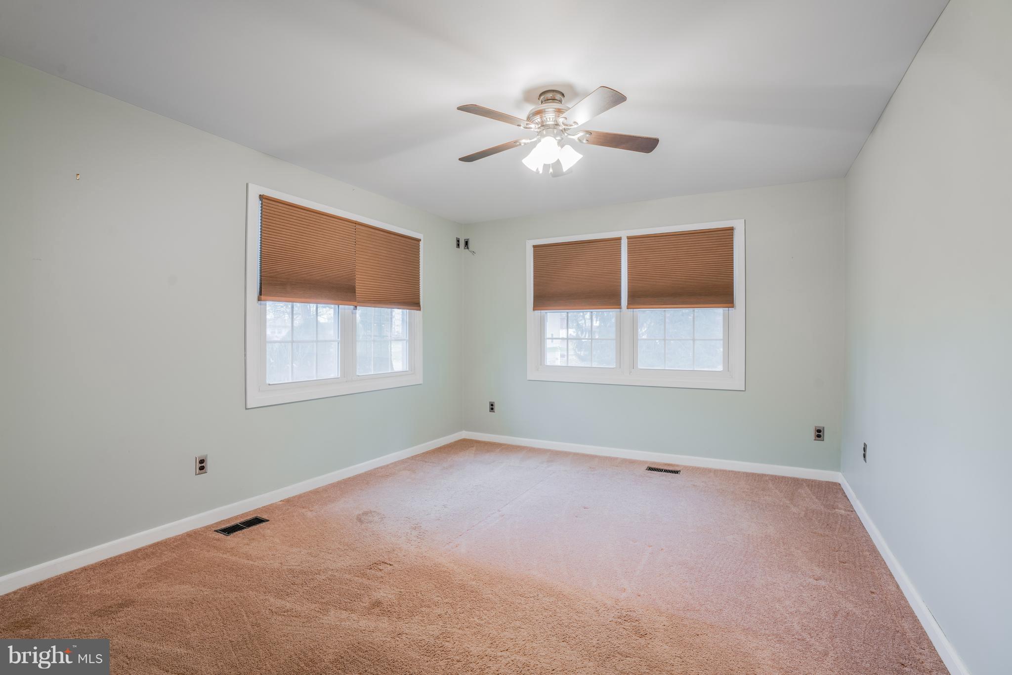 HYDE PARK - Residential