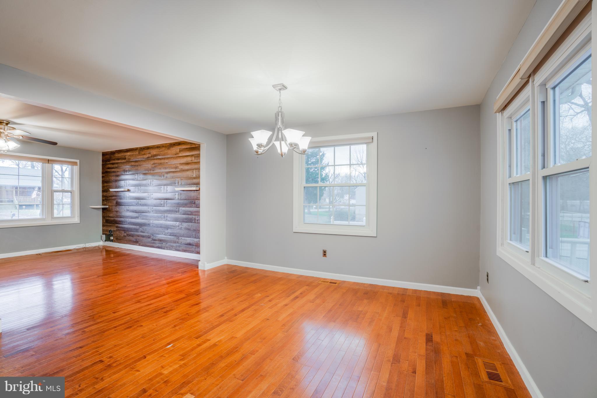 HYDE PARK - Residential