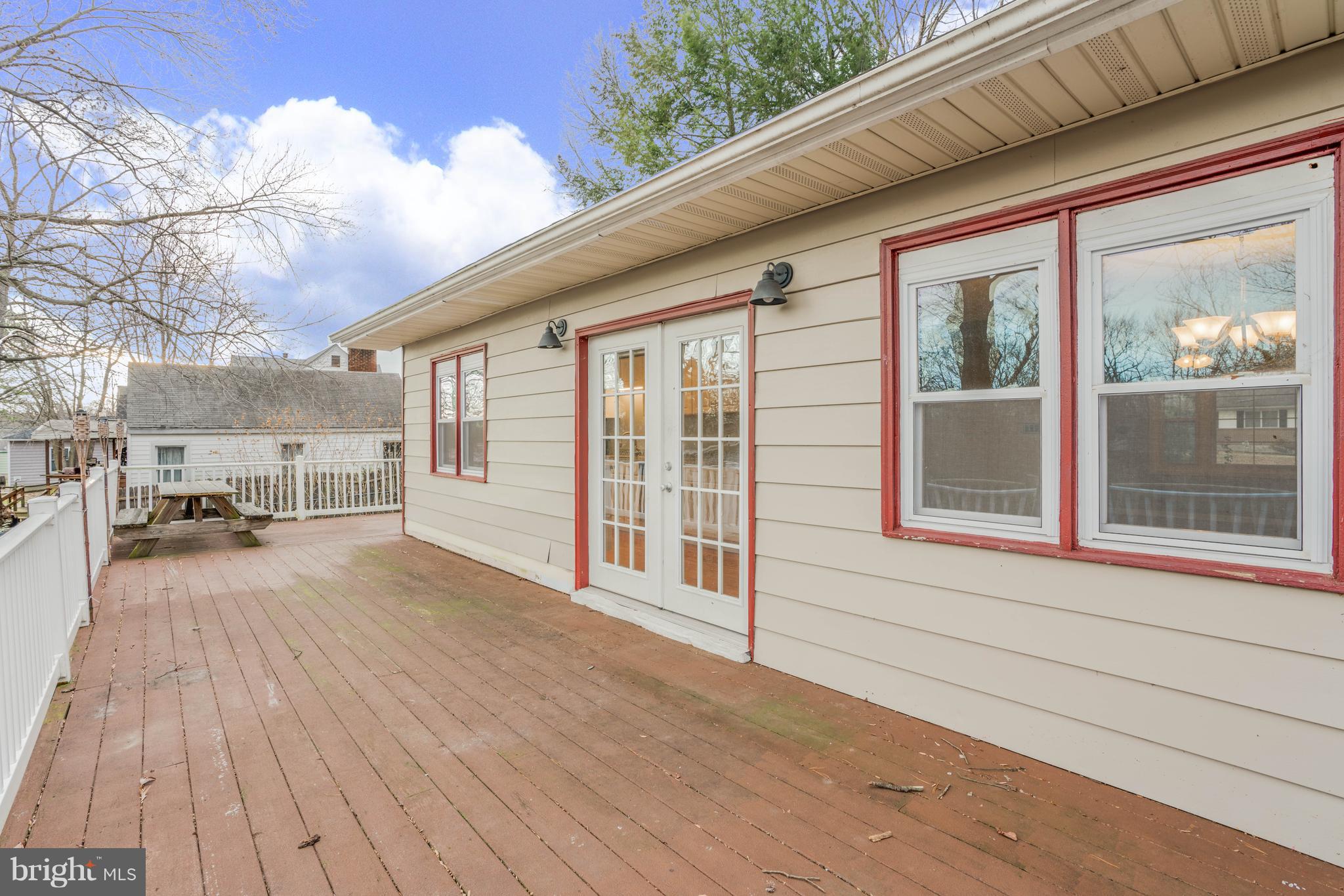 HYDE PARK - Residential