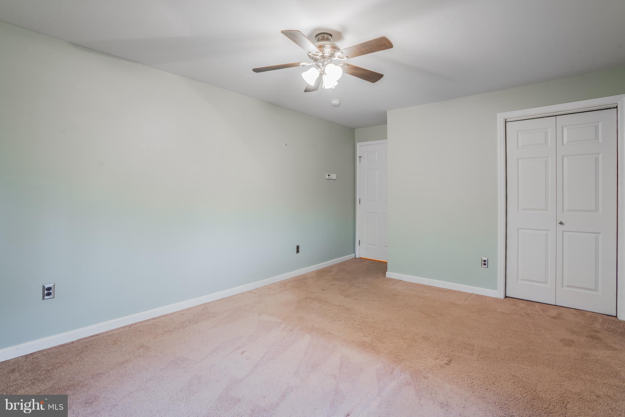 HYDE PARK - Residential