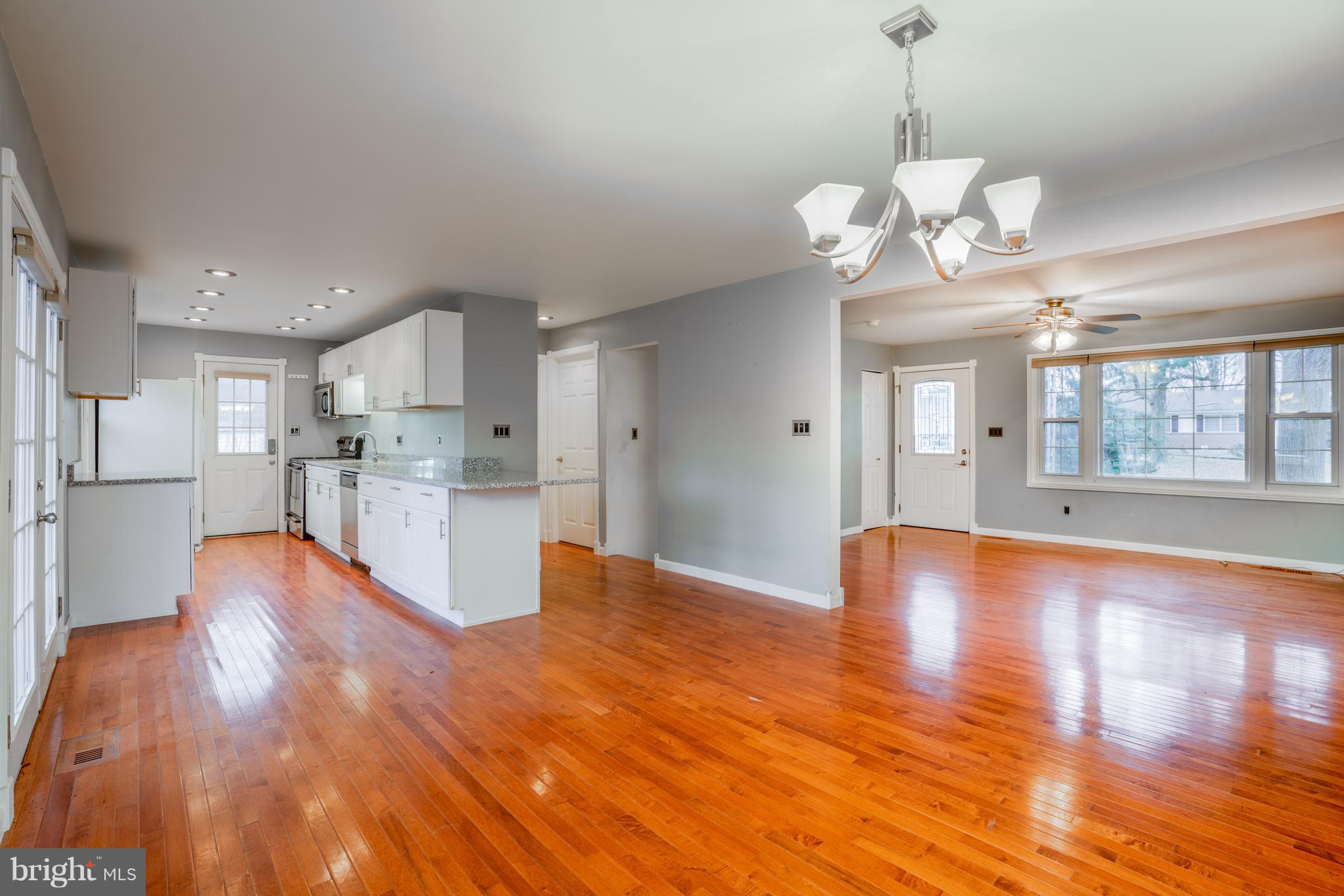 HYDE PARK - Residential