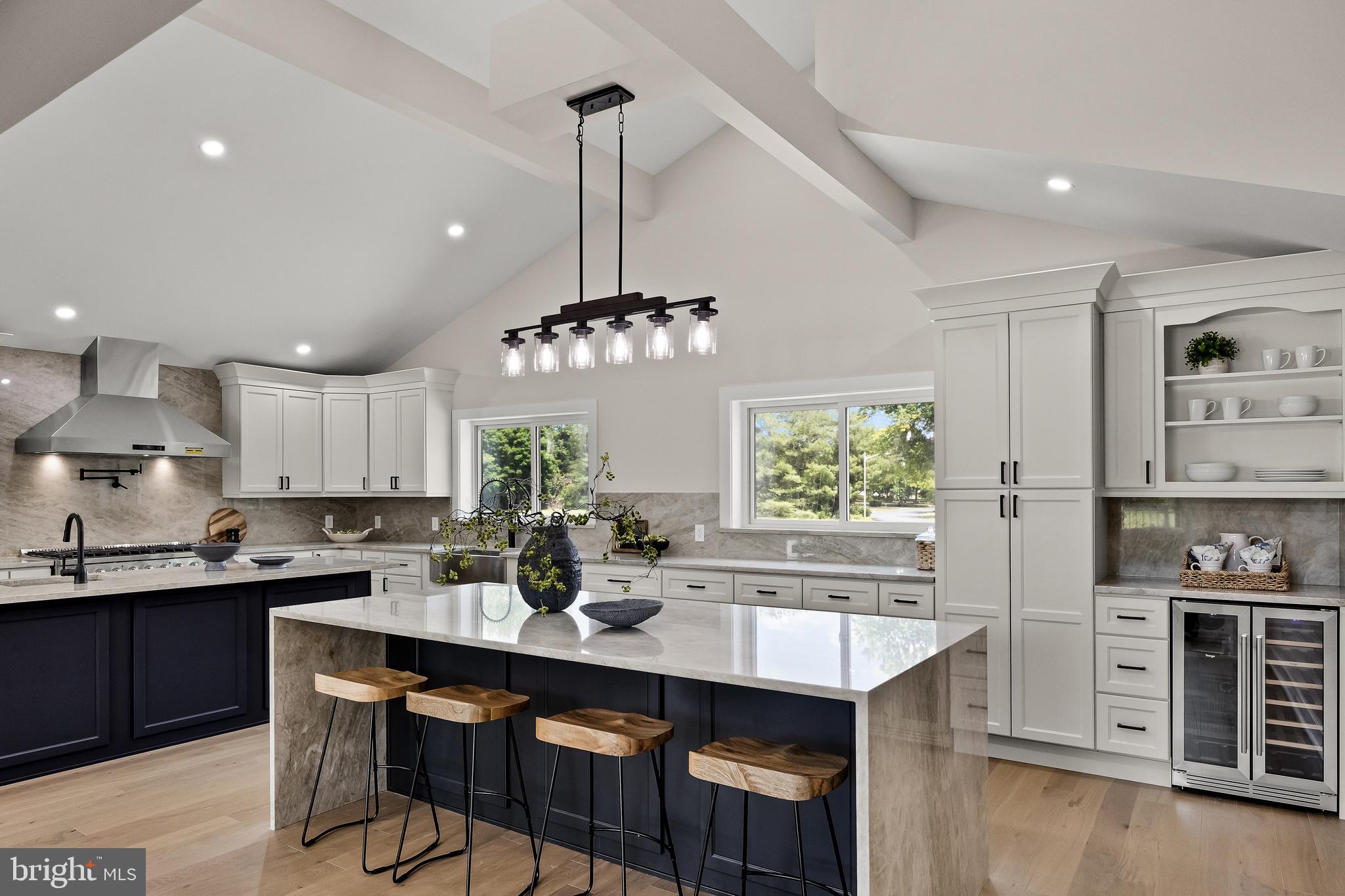3 HOPEWELL AVENUE