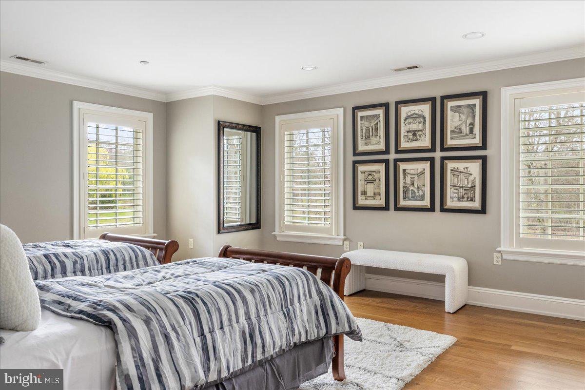 STONEYMEAD - Residential