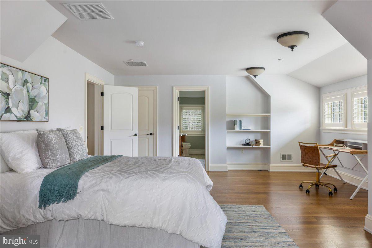 STONEYMEAD - Residential