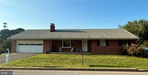 41 E NEW STREET MOUNTVILLE PA 17554