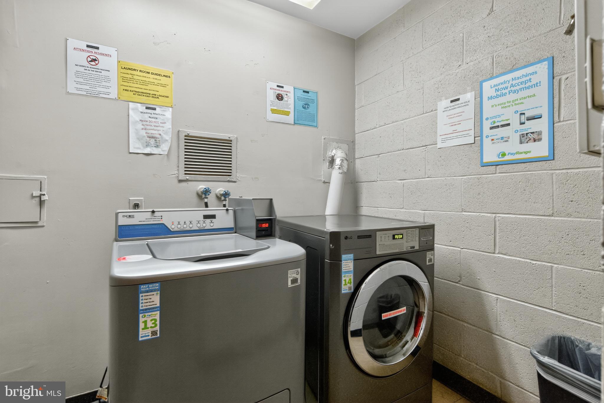 LAFAYETTE PARK CONDOMINIUM - Residential