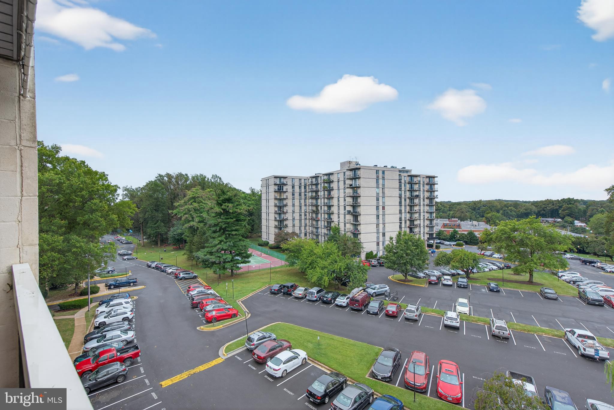 LAFAYETTE PARK CONDOMINIUM - Residential