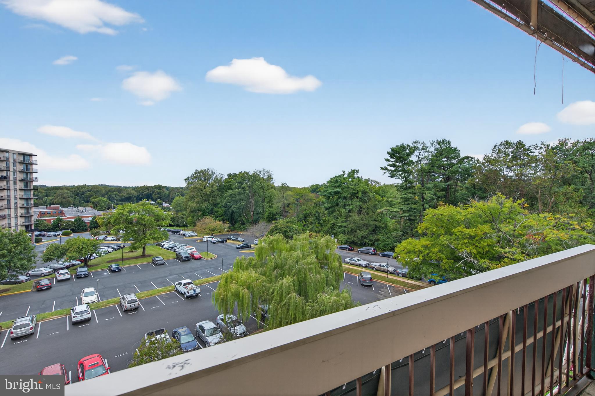 LAFAYETTE PARK CONDOMINIUM - Residential