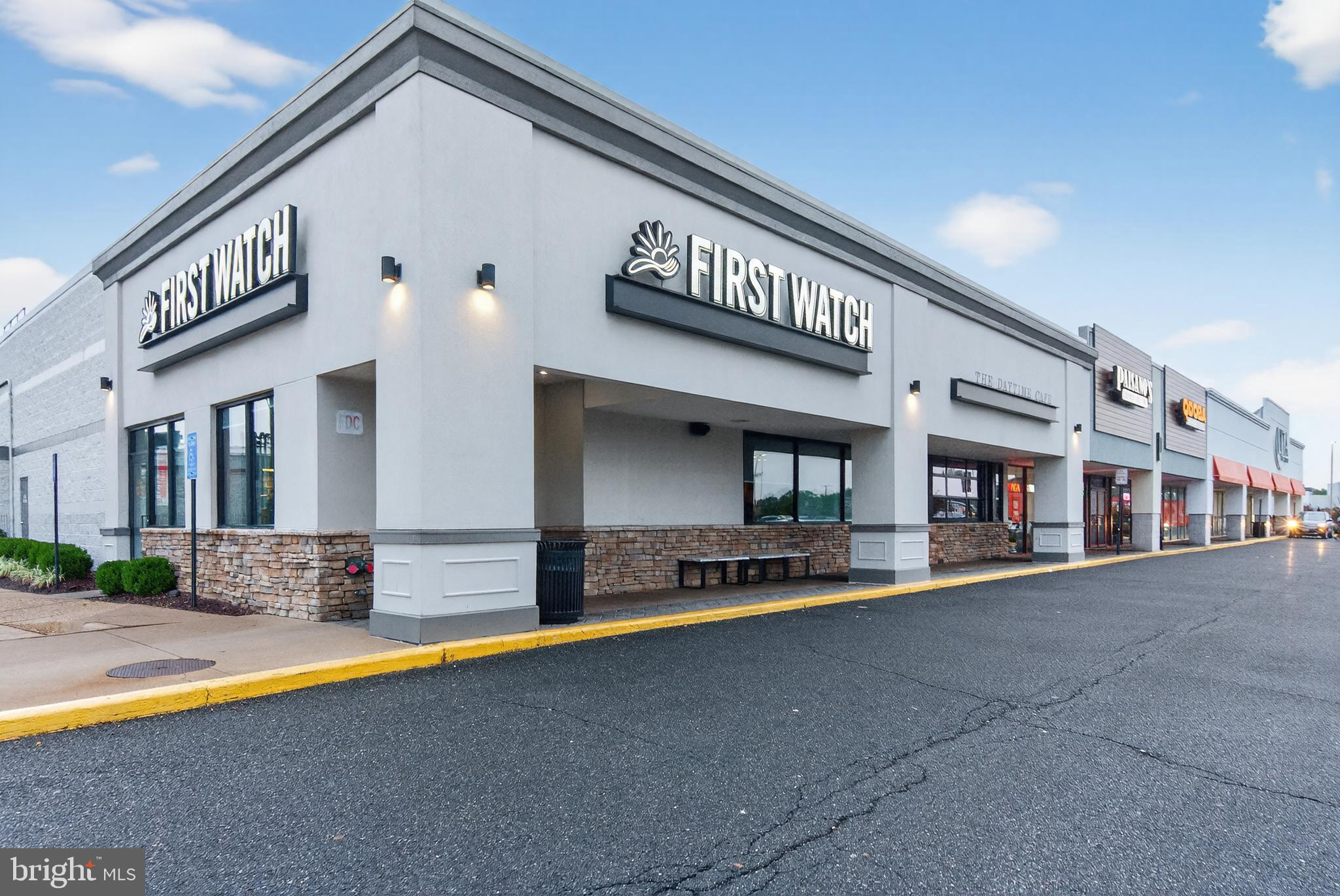 LAFAYETTE PARK CONDOMINIUM - Residential