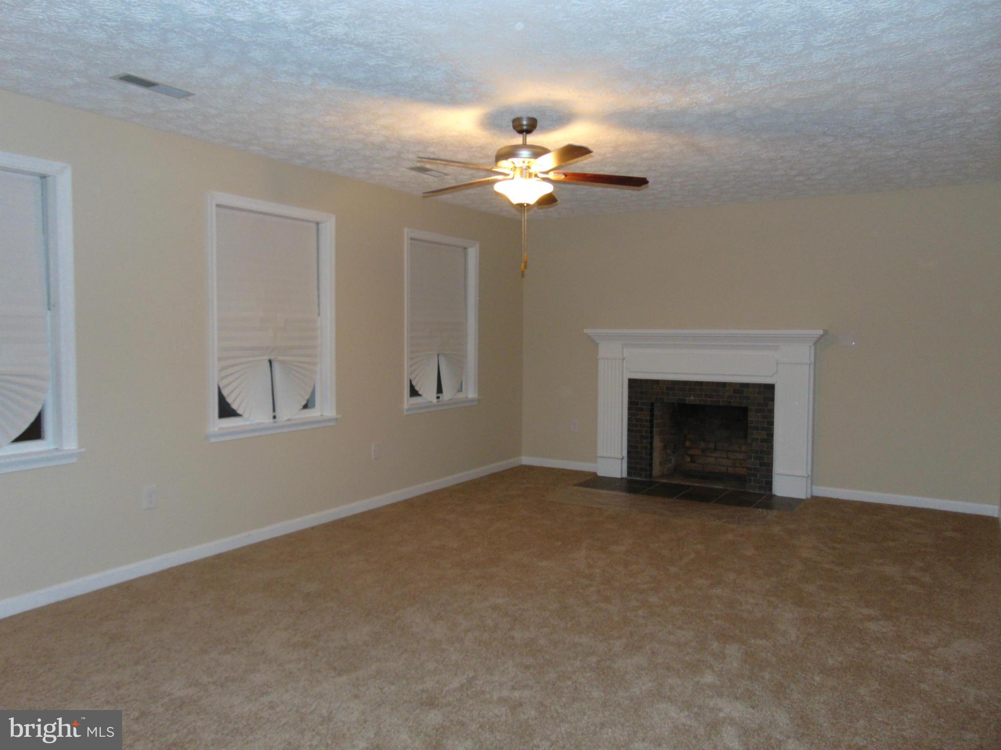 ABERDEEN HILLS - Residential