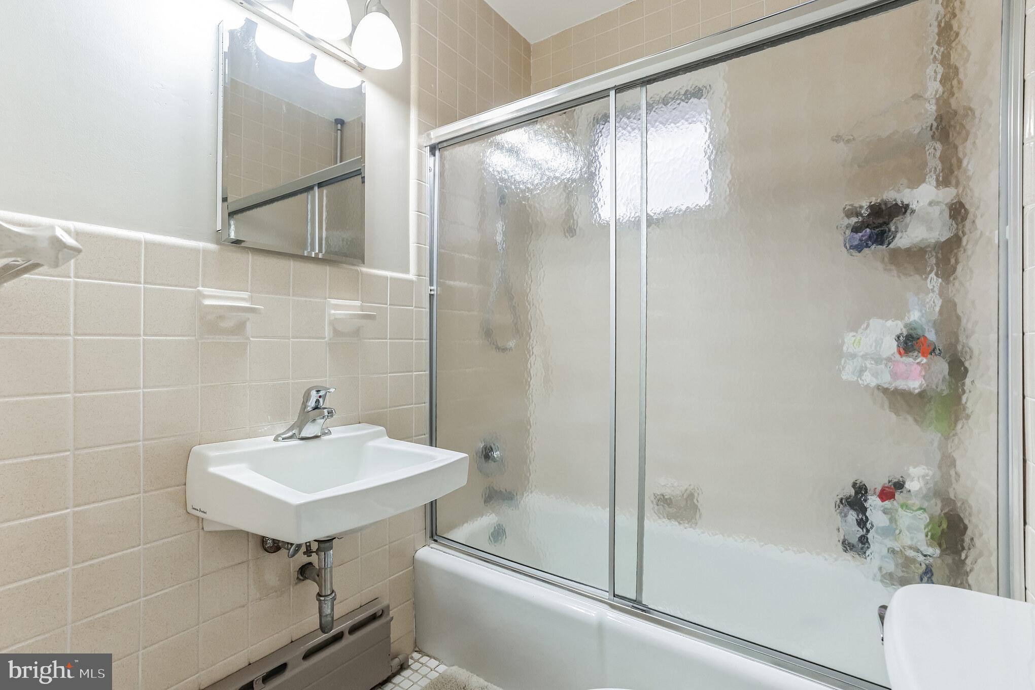 NORTHWOODS - Residential