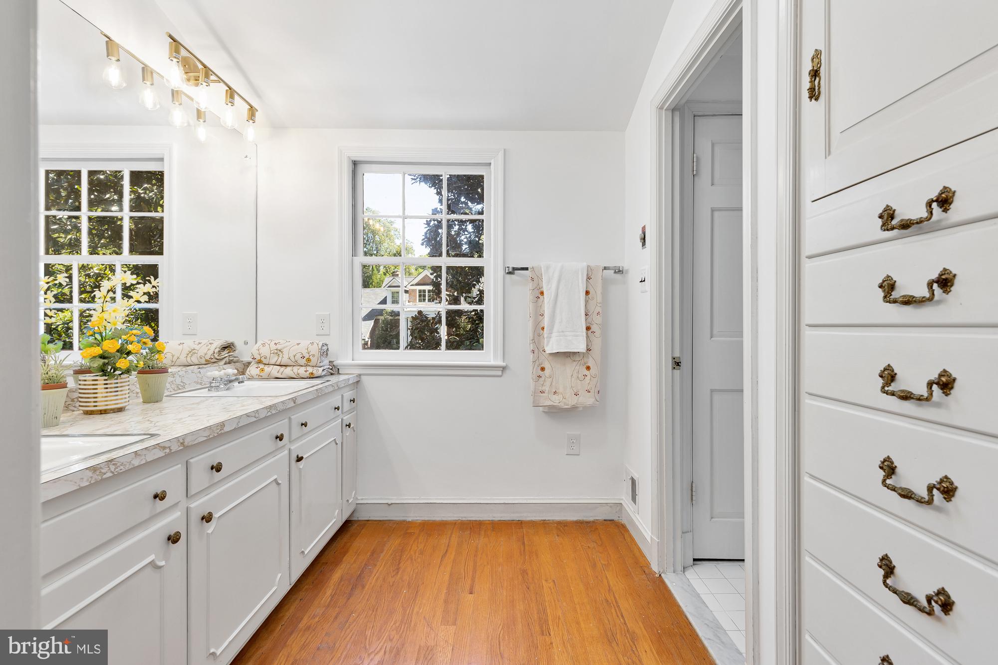 WESTMORELAND HILLS - Residential