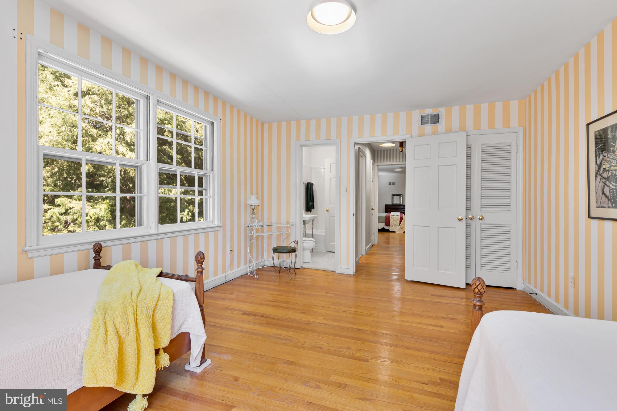 WESTMORELAND HILLS - Residential