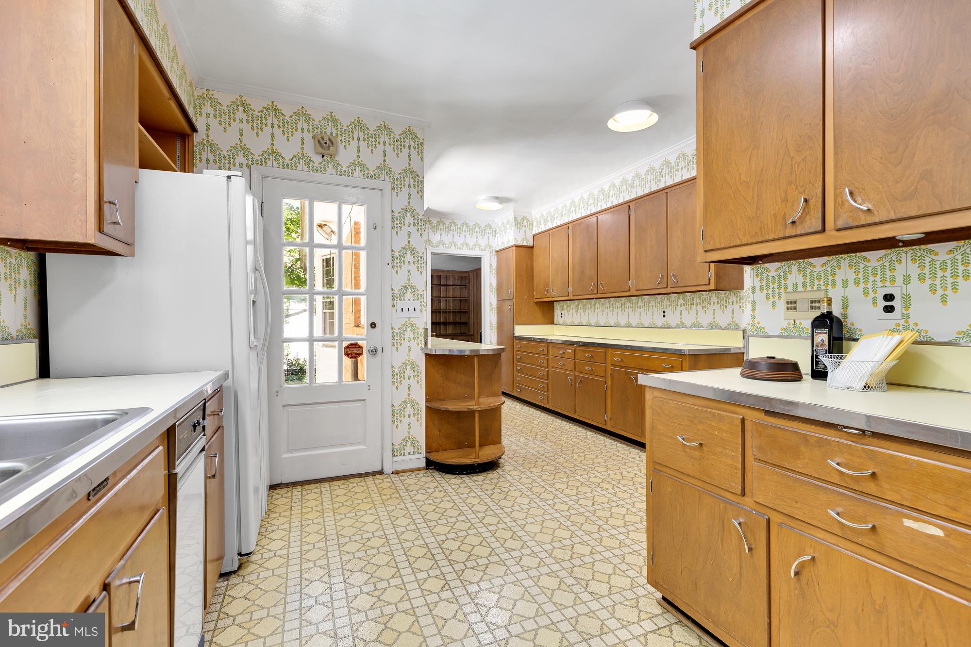 WESTMORELAND HILLS - Residential