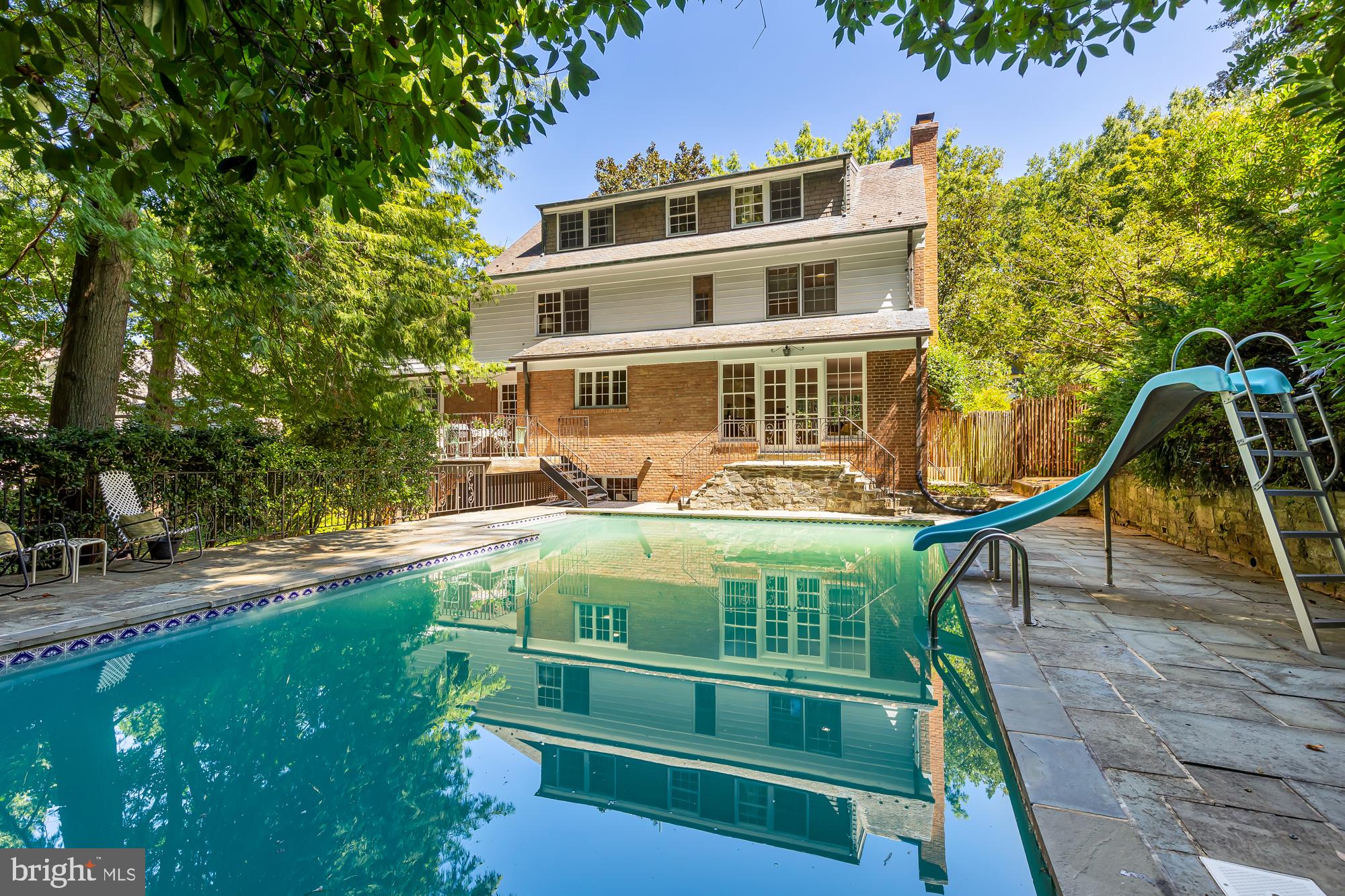 WESTMORELAND HILLS - Residential