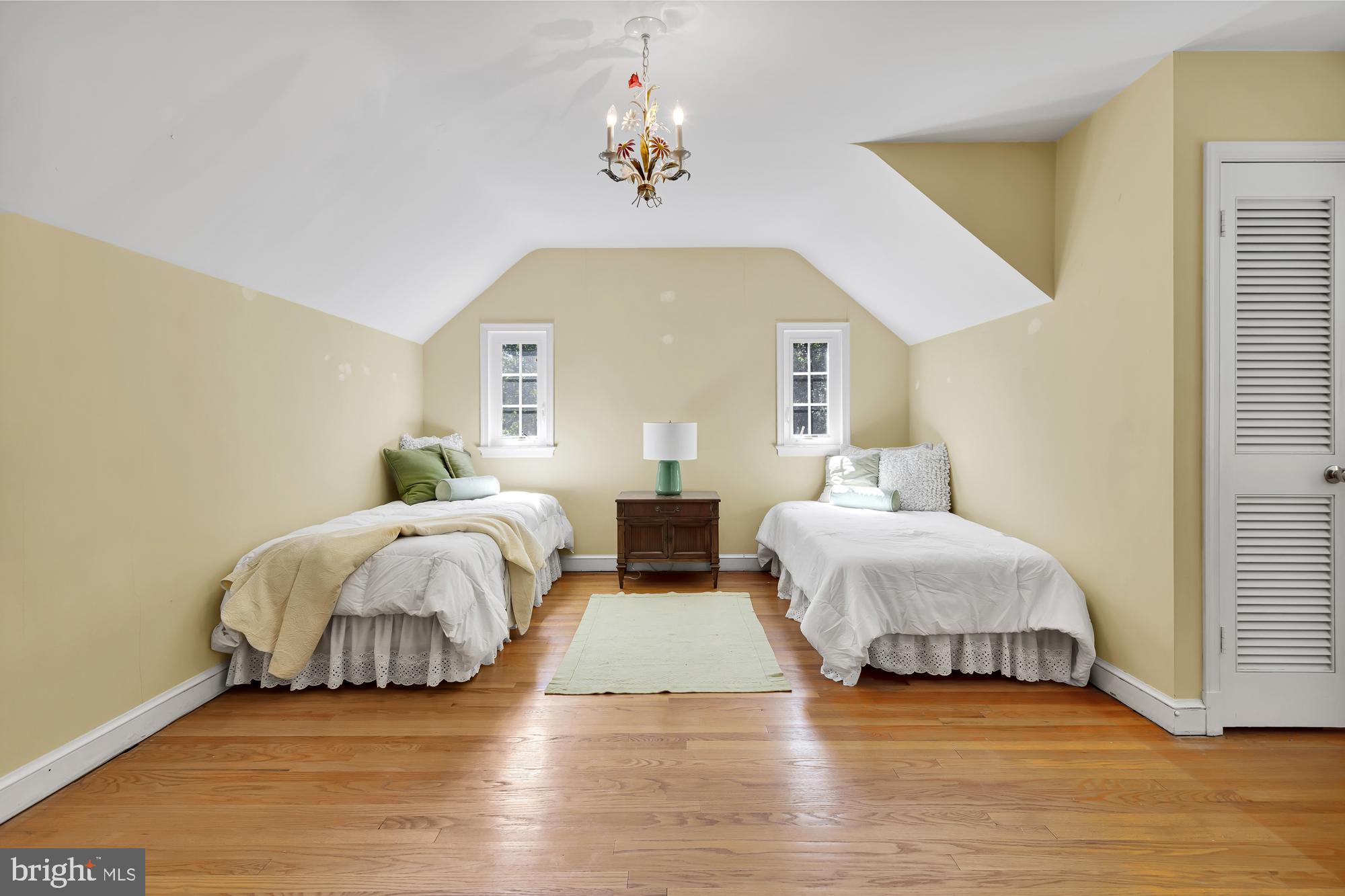 WESTMORELAND HILLS - Residential