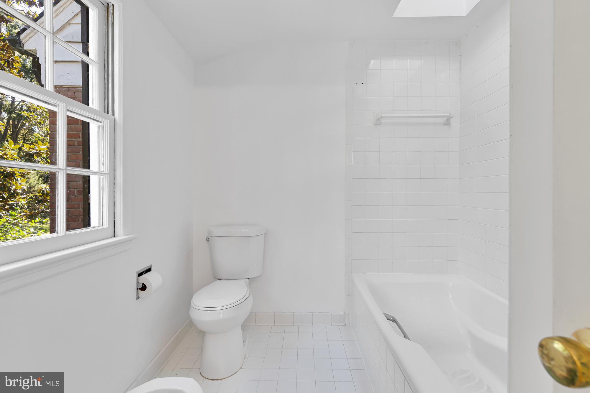 WESTMORELAND HILLS - Residential