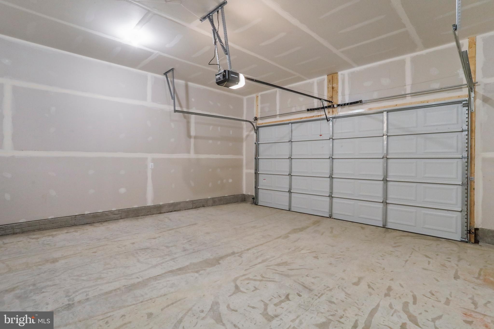 HAGERS CROSSING - Residential