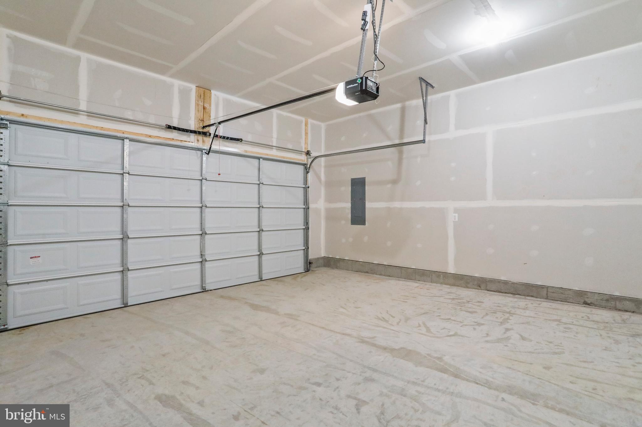 HAGERS CROSSING - Residential