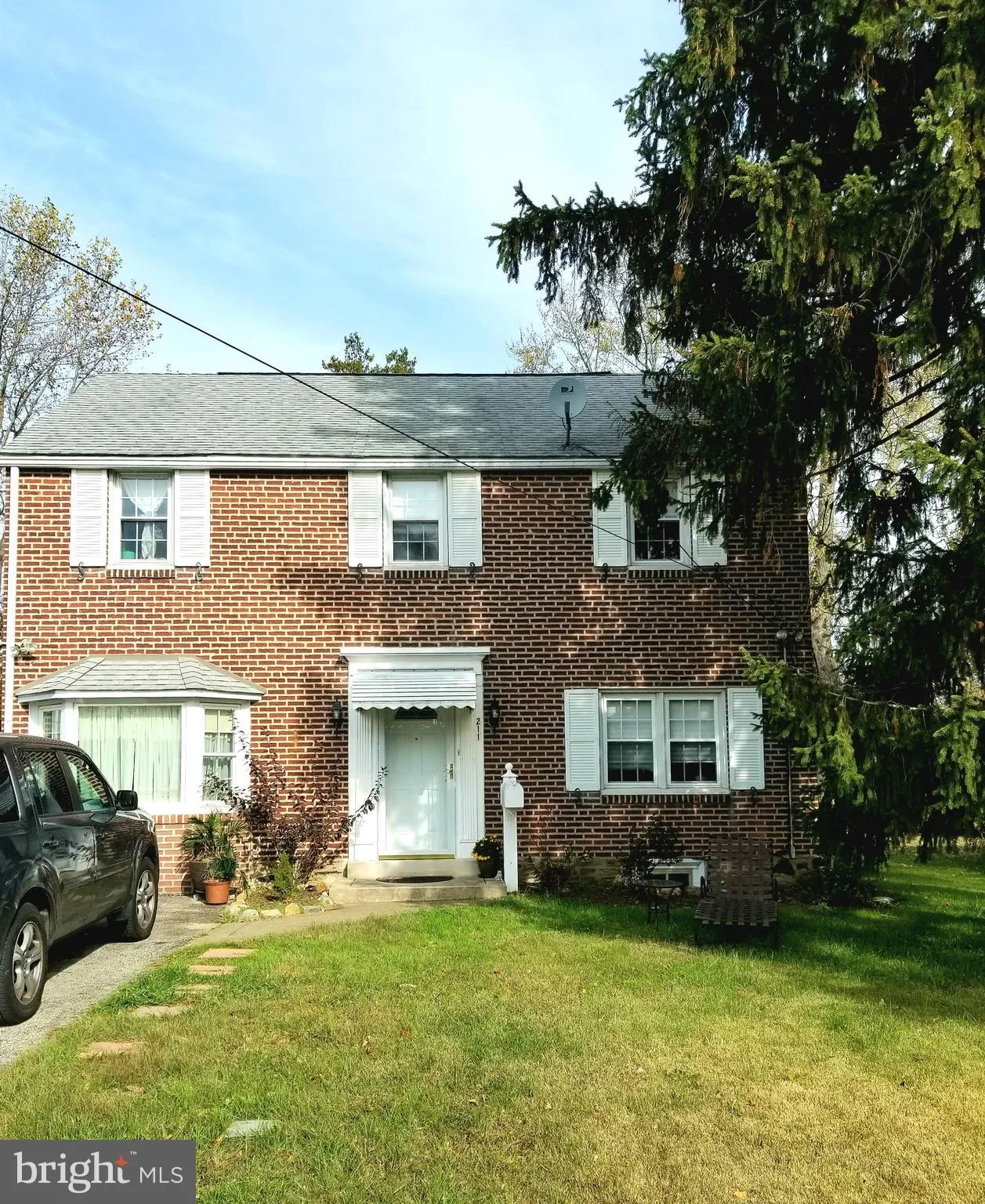 211 Ridley Dr, Wallingford, PA 19086