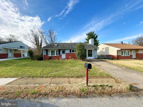 Homes For Sale - 311 Ferndale Road<br/> GLEN BURNIE, MD 21061
