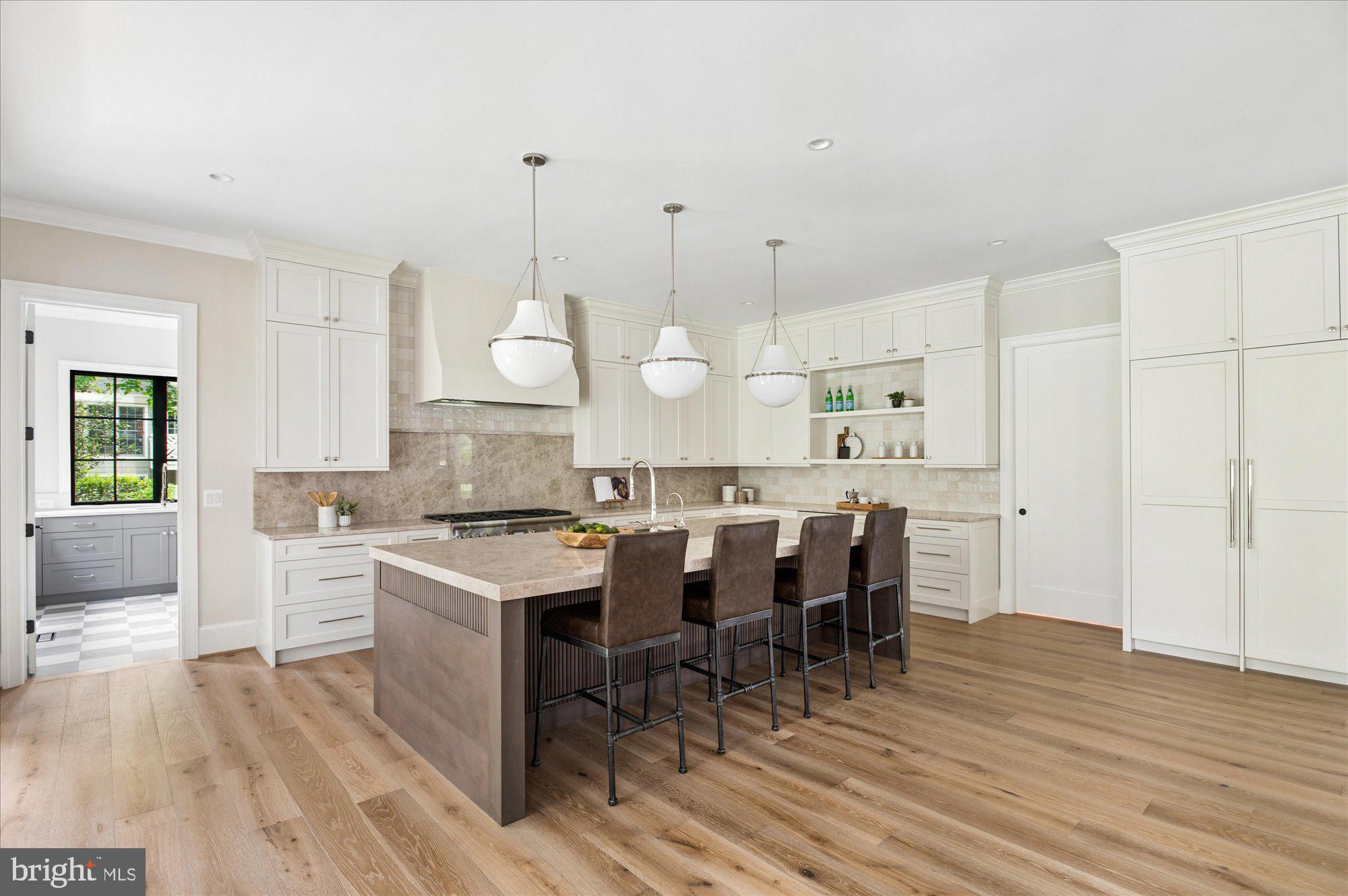 CHESTERBROOK WOODS - Residential