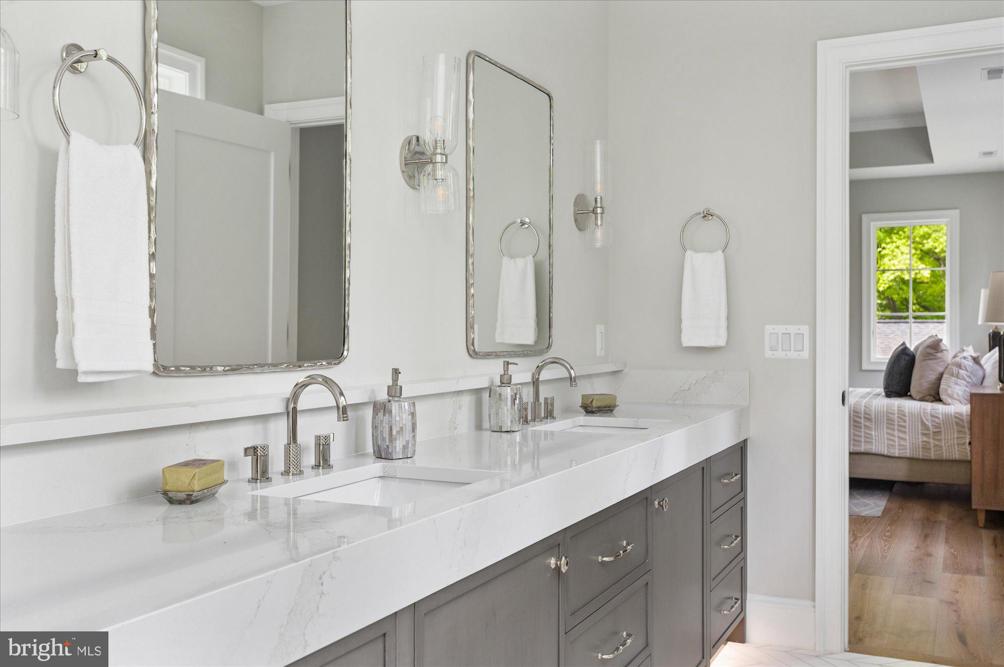 CHESTERBROOK WOODS - Residential