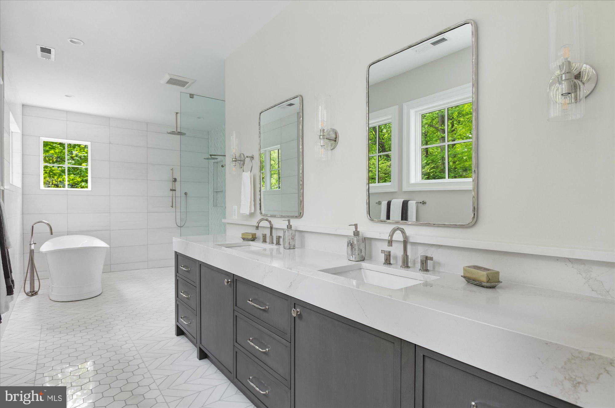 CHESTERBROOK WOODS - Residential