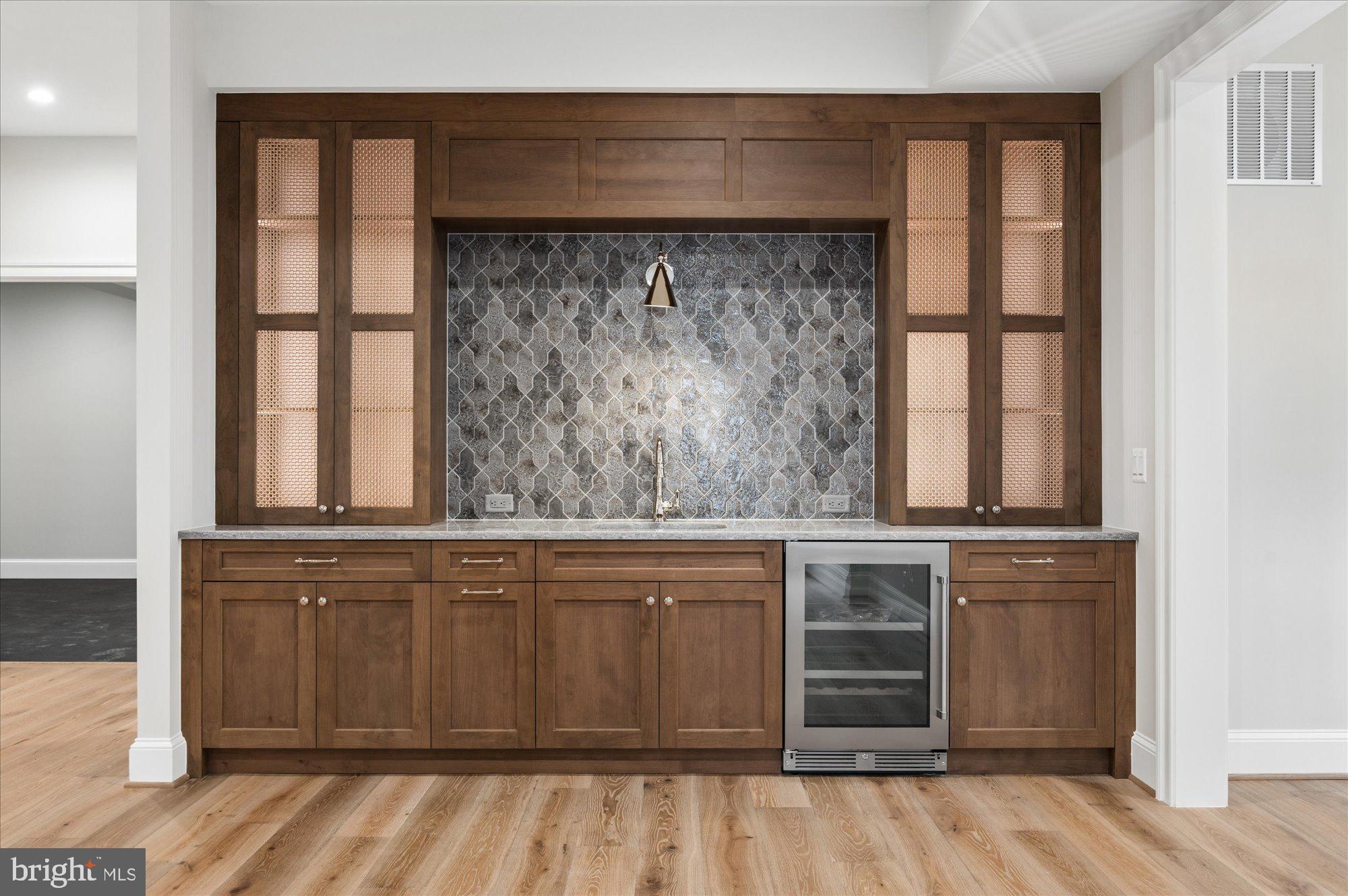 CHESTERBROOK WOODS - Residential