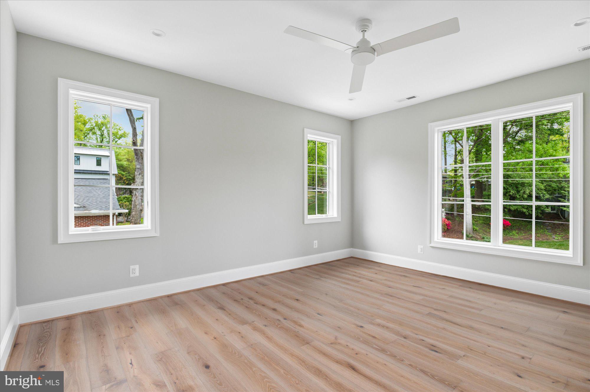 CHESTERBROOK WOODS - Residential