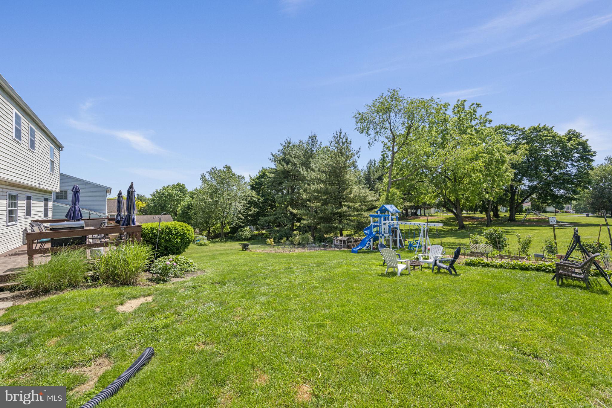 LAMPLIGHT VILLAGE - Residential