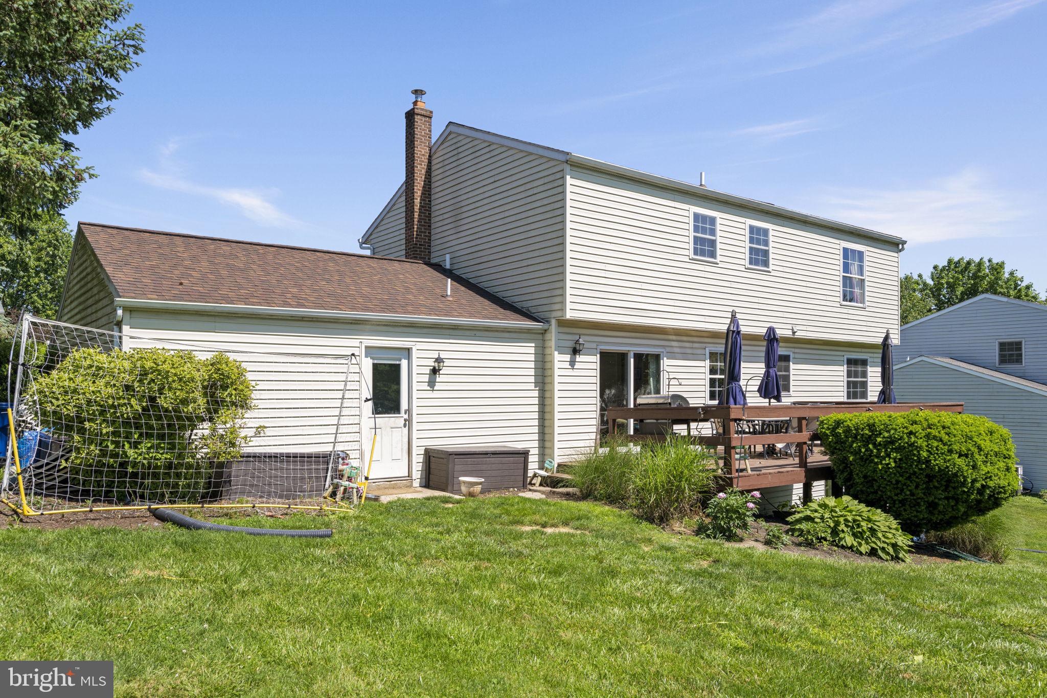 LAMPLIGHT VILLAGE - Residential