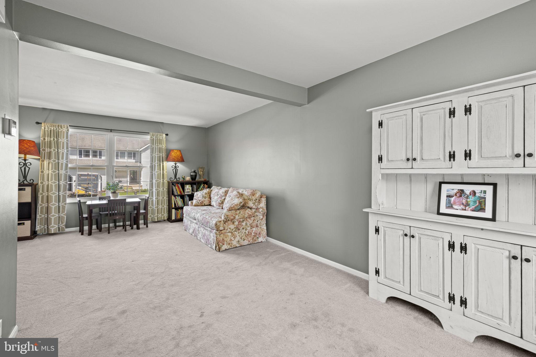 LAMPLIGHT VILLAGE - Residential