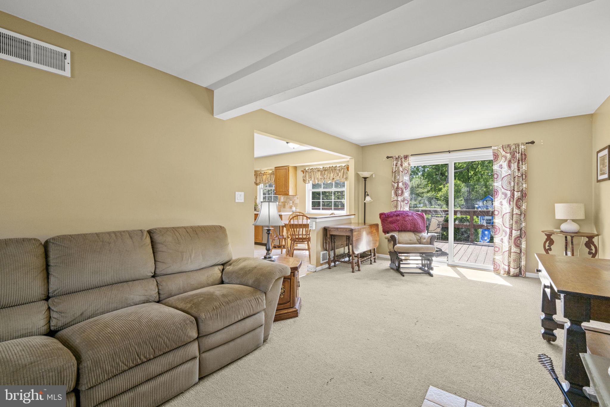 LAMPLIGHT VILLAGE - Residential