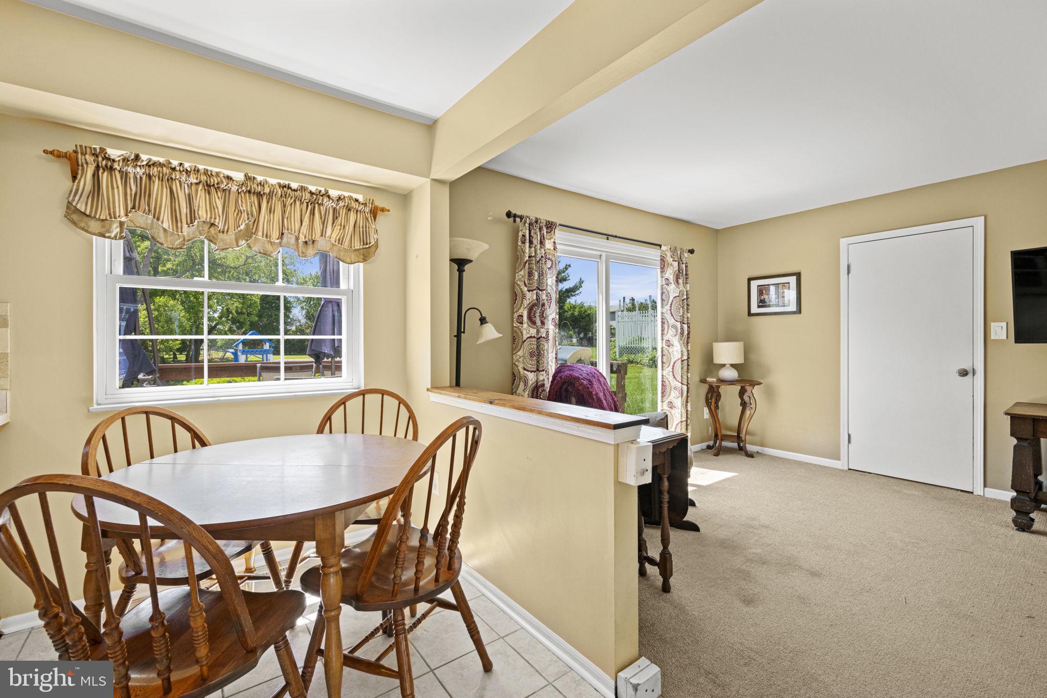 LAMPLIGHT VILLAGE - Residential