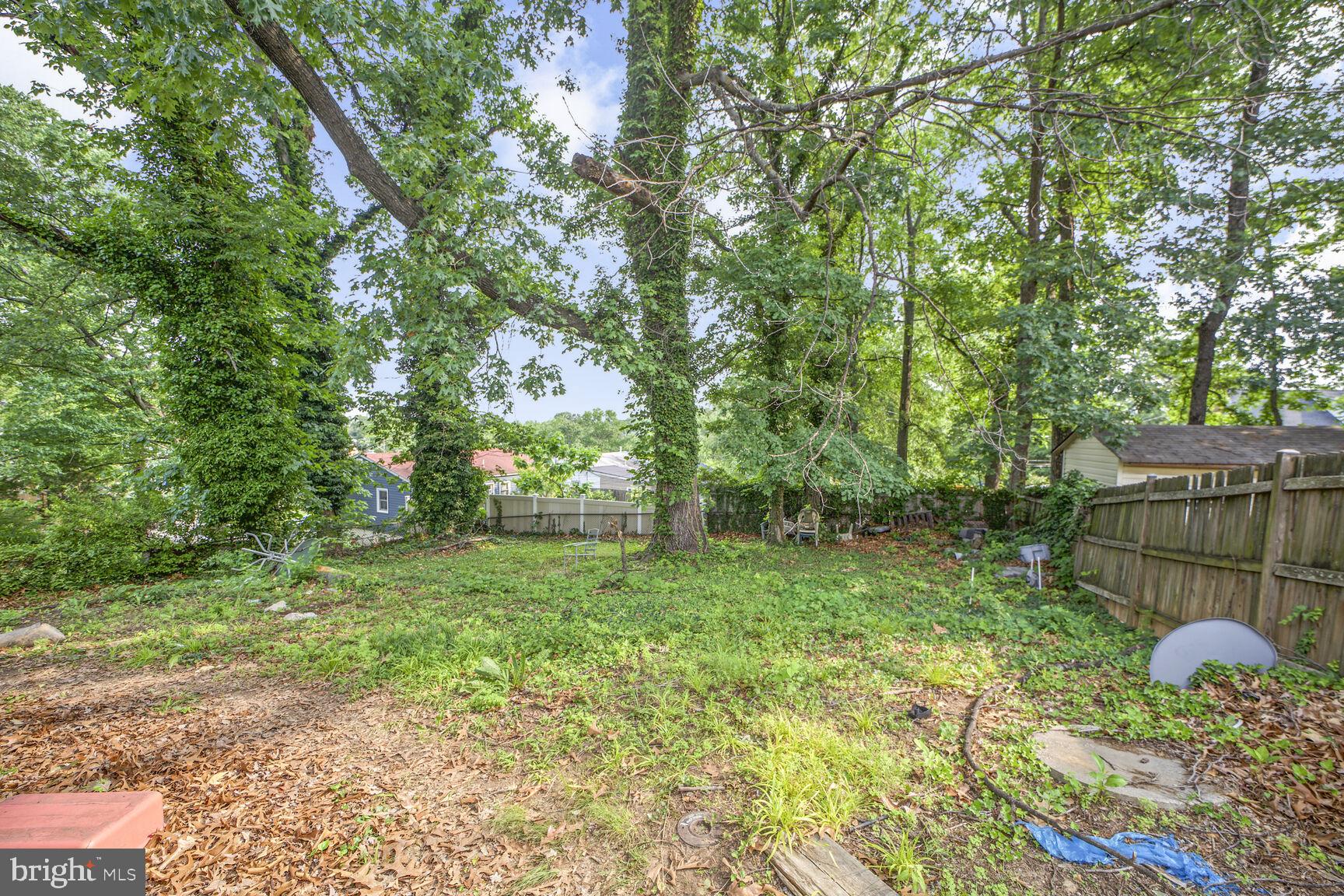5610 GALLATIN PLACE