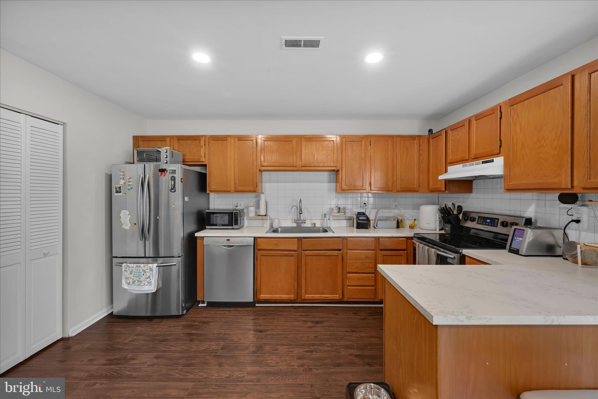 BARLEY SHEAF - Residential