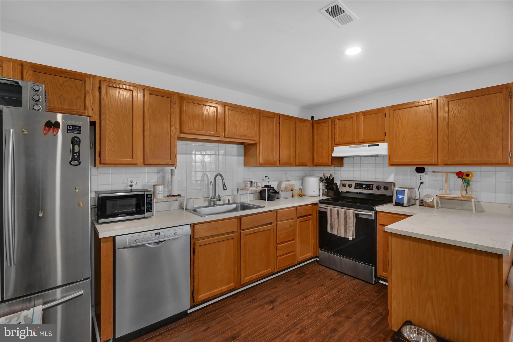 BARLEY SHEAF - Residential