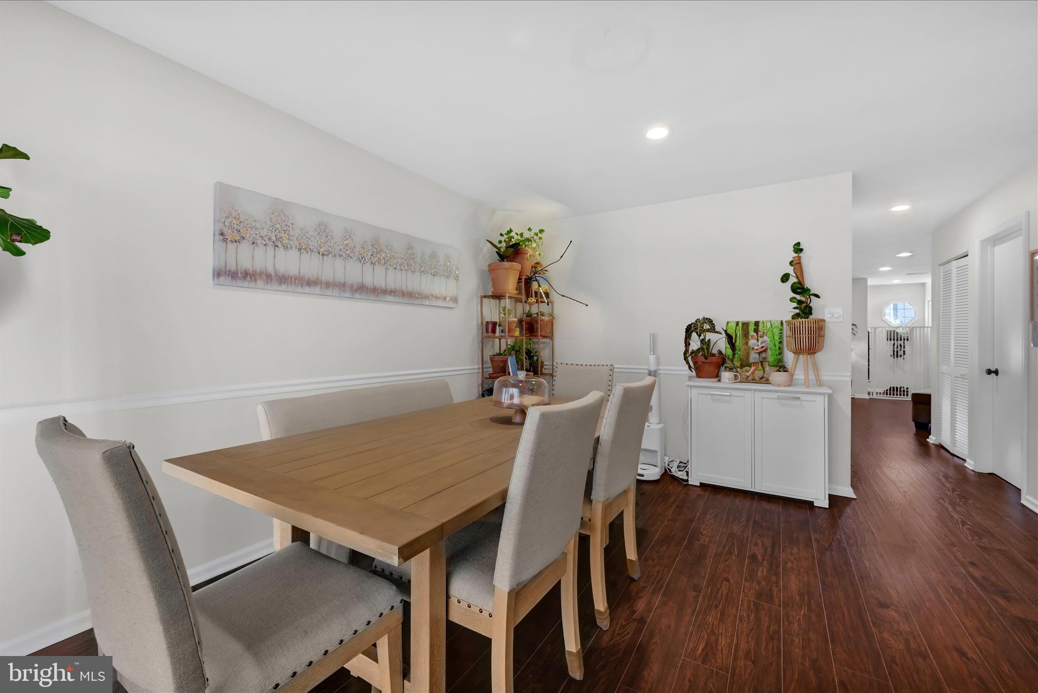 BARLEY SHEAF - Residential